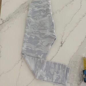 Lululemon Camouflage Leggings - Gray